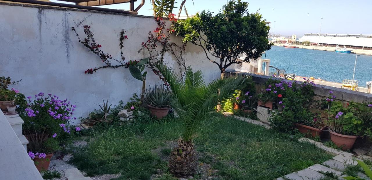 Ferienwohnung La Casa Sul Porto Brindisi Exterior foto